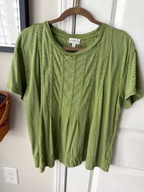 Wonderly brand 100% cotton blouse
